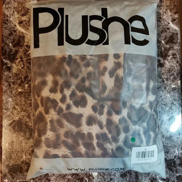 Plushe | Leopard Print Flounced  Sleeve Maxi Dress - Plus Size - Picture 14 of 14